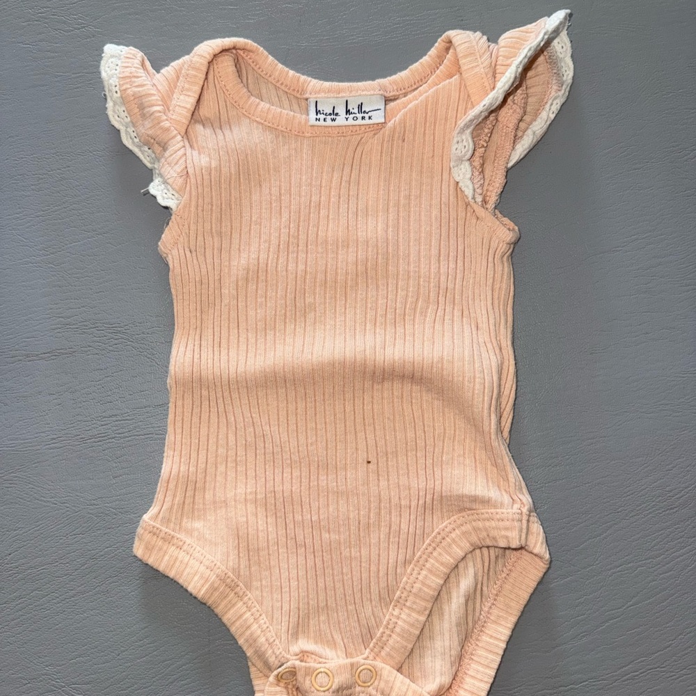 Nicole Miller Peach Ruffle Sleeve Bodysuit